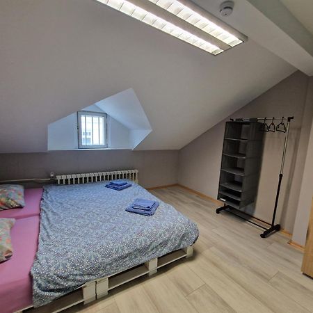 Lambo'S Corner Varna - Guest Rooms Exteriör bild