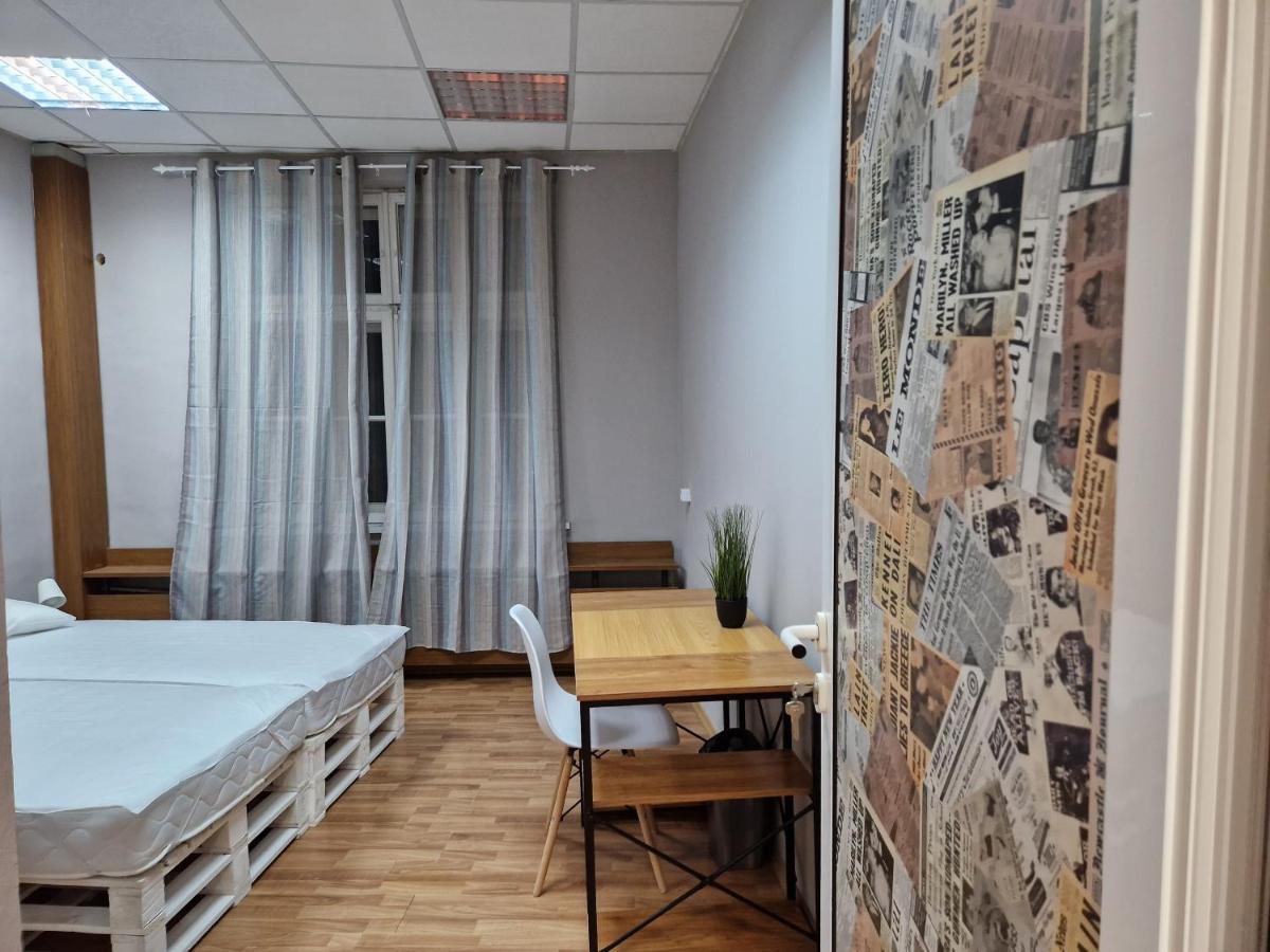 Lambo'S Corner Varna - Guest Rooms Exteriör bild