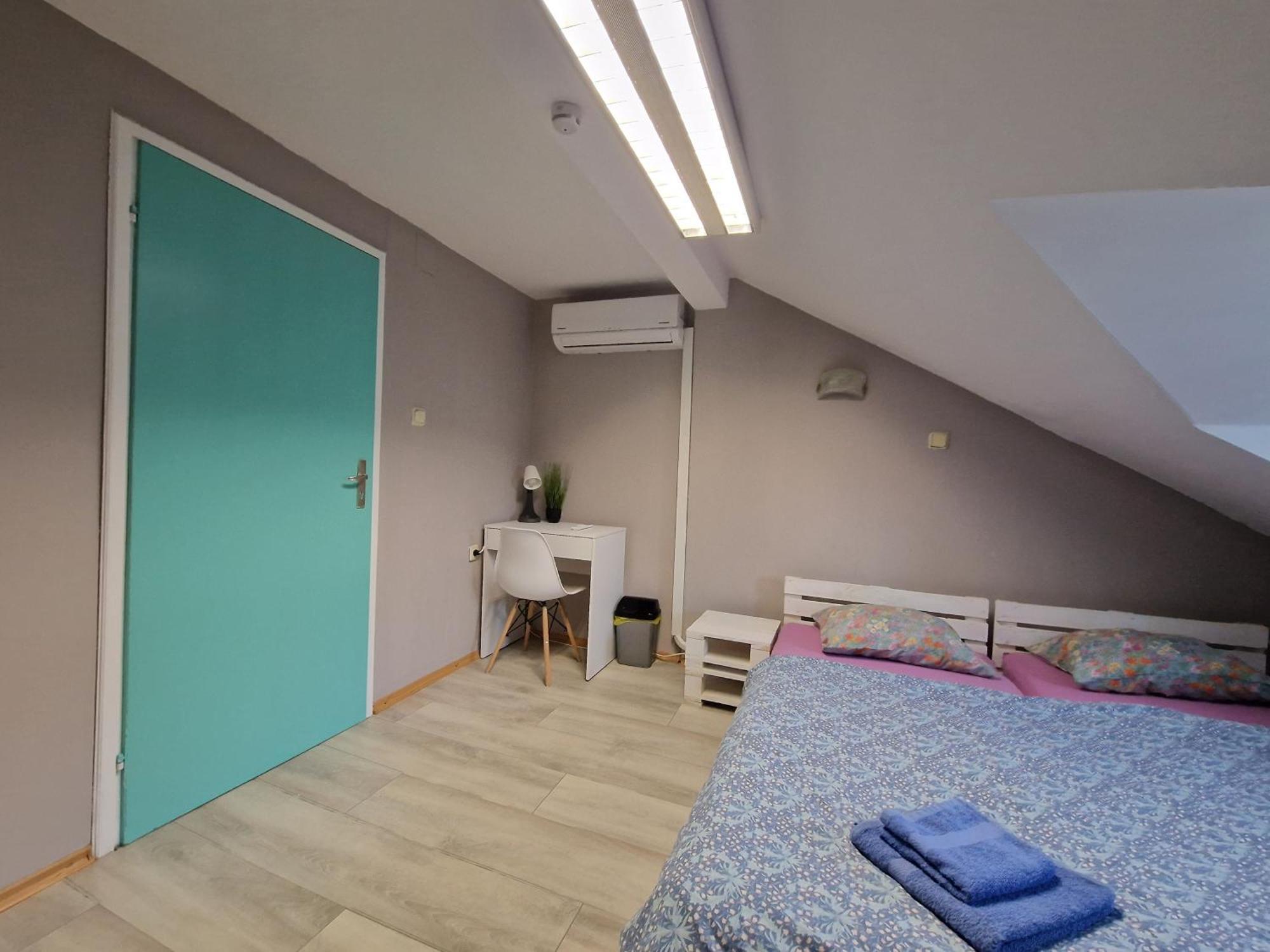 Lambo'S Corner Varna - Guest Rooms Exteriör bild