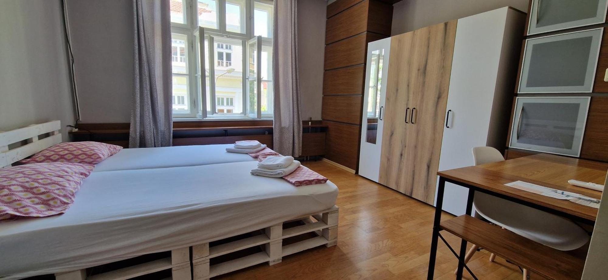 Lambo'S Corner Varna - Guest Rooms Exteriör bild